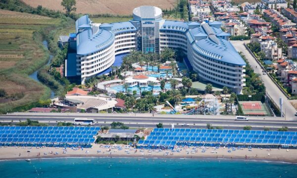Antalya Havalimanı Manavgat Crystal Admiral Resort Suites Transfer