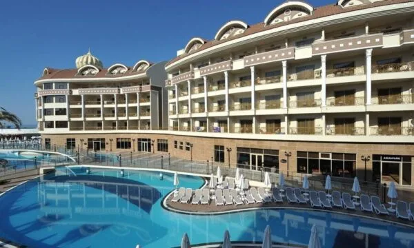 Havaalanı Kirman Belazur Resort | Boğazkent | Serik